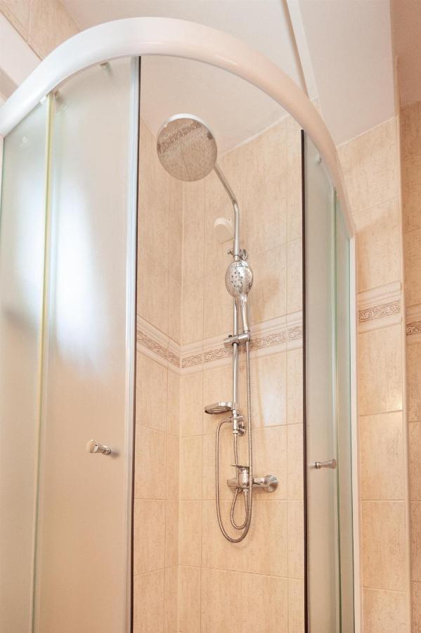 Apartments Gordana لوكفا روجوزنيكا المظهر الخارجي الصورة