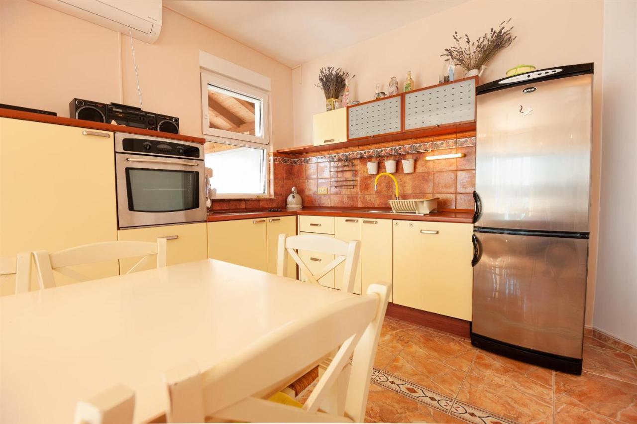 Apartments Gordana لوكفا روجوزنيكا المظهر الخارجي الصورة